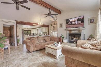 06-10572 N Ojai Rd-7