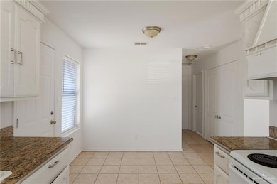 705 W Bronze Dr unit 3, Pharr, TX 78577 - photo 7