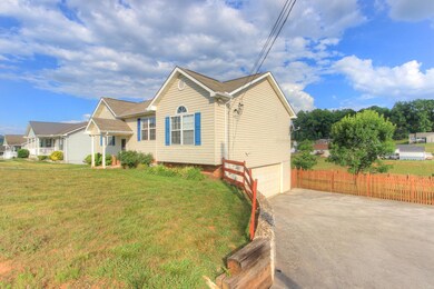 501 Bowers Park Cir, Knoxville, TN 37920 - photo 7