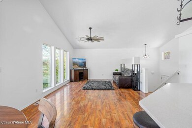 023-1040EastWarmSpringsAvenue-PostFalls-