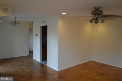 3750 Bel Pre Rd unit 8, Silver Spring, MD 20906 - photo 2