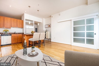 The Columbia Residences unit 521, Washington, DC 20037 - photo 7