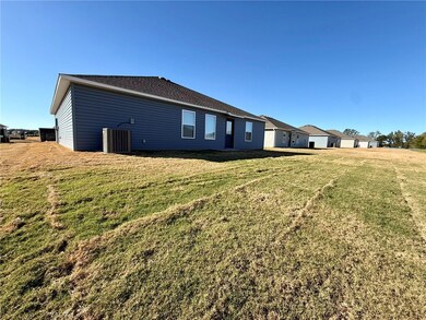 2804 Evans St, Pea Ridge, AR 72751 - photo 4