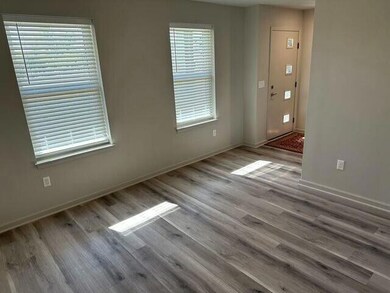 2135 Park Dr, Ann Arbor, MI 48103 - photo 3