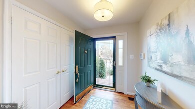 5928 Munson Ct, Falls Church, VA 22041 - photo 6