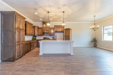 1608 NE 15th St, Moore, OK 73160 - photo 6