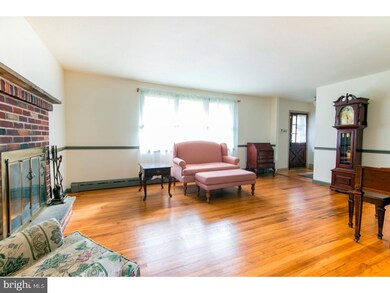 452 Thornton Rd, Cheyney, PA 19319 - photo 4