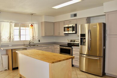Kitchen2
