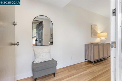 2326 Bramble Ct, Castro Valley, CA 94546 - photo 6