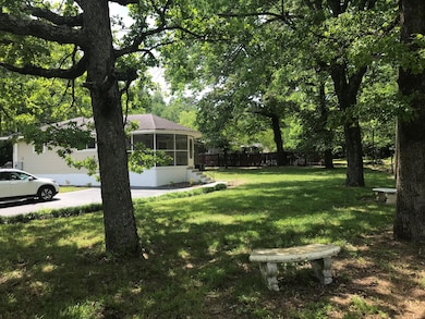 Huge Screened Porch