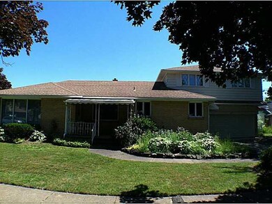 672 Shad St, North Tonawanda, NY 14120 - photo 2