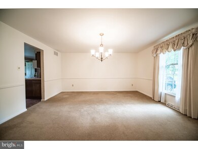 148 Weston Dr, Cherry Hill, NJ 08003 - photo 5