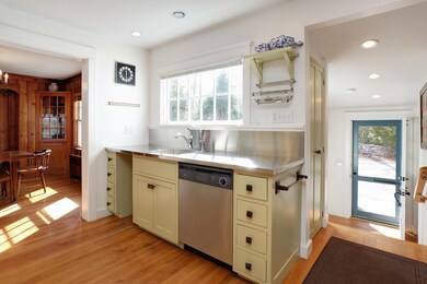 13 Fells Rd, Falmouth, MA 02540 - photo 7