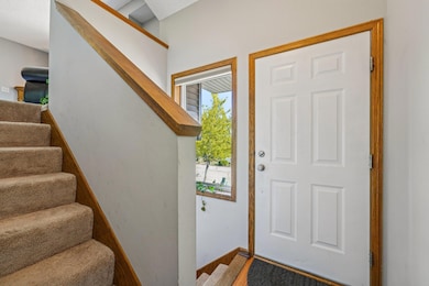 15931 Hyland Pointe Ct, Apple Valley, MN 55124 - photo 5