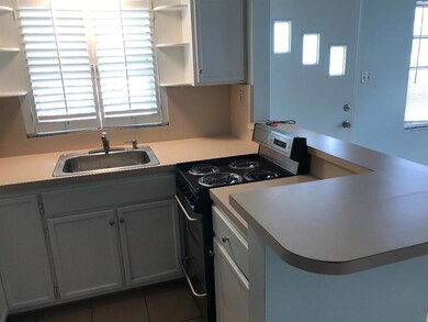 28 Douglas Dr, Ocean Ridge, FL 33435 - photo 5