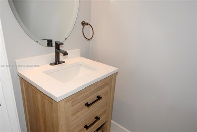 7636 Foxcroft Ln, Davie, FL 33328 - photo 4