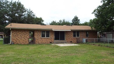 215 High St, Adel, GA 31620 - photo 6