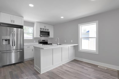 5-web-or-mls-1783-lockbourne-rd