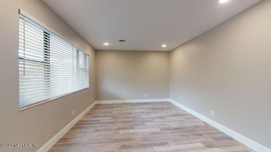 6233 Harlow Blvd, Jacksonville, FL 32210 - photo 5
