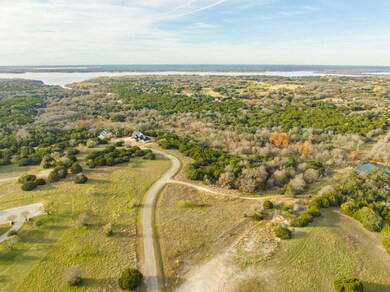 8002 Fawn Dr, Whitney, TX 76692 - photo 3