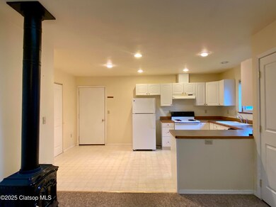 405 S Wahanna Rd, Seaside, OR 97138 - photo 5