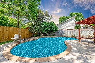 7667 Athlone Dr, Houston, TX 77088 - photo 7