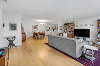 281 Chatham Cir, Warwick, RI 02886 - photo 2