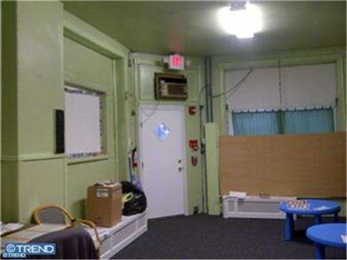 5237 Arch St, Philadelphia, PA 19139 - photo 3