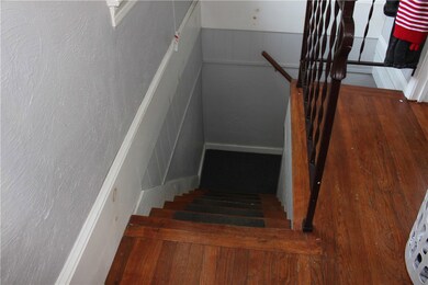 5 Frankfort St, Cranston, RI 02910 - photo 7