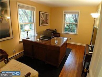 614 E Camden Ave, Moorestown, NJ 08057 - photo 5