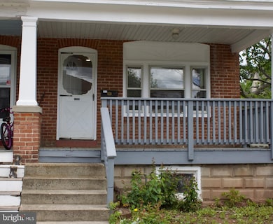 1257 Queen St, Pottstown, PA 19464 - photo 2