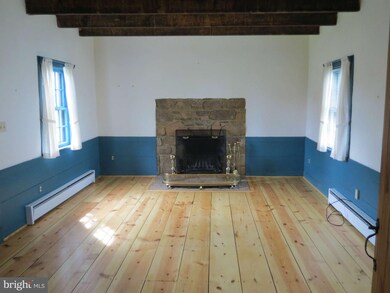 250 Main St, Washington, VA 22747 - photo 4