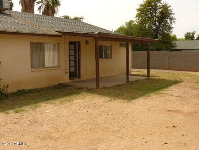 BACK YARD/PATIO