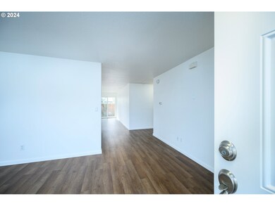 285 Cosmo St, Lafayette, OR 97127 - photo 5