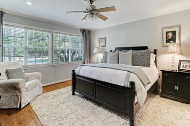 751 W 43rd St, Houston, TX 77018 - photo 6