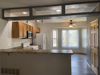 6032 Park Ridge Rd unit 6032, Loves Park, IL 61111 - photo 7