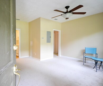 4814 Beverly Cir, Jacksonville, FL 32210 - photo 4