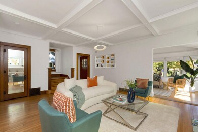 007_901_ridgewood_ave_ames_7_of_44