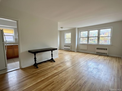 42-23 68th St, Flushing, NY 11377 - photo 6