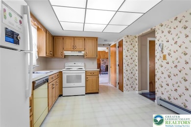 919 Breidinger Rd, Nazareth, PA 18064 - photo 5