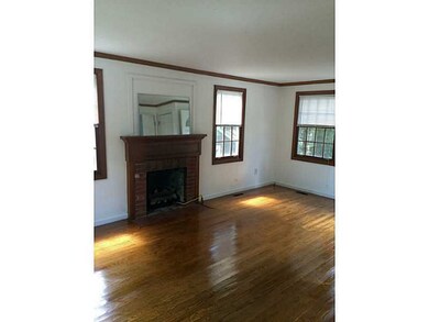 16 Pond St, Wakefield, RI 02879 - photo 2