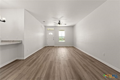 122 Leon Ln unit B, Copperas Cove, TX 76522 - photo 4