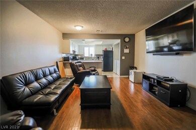 5219 Caliente St unit 14 Bldg5219, Las Vegas, NV 89119 - photo 7