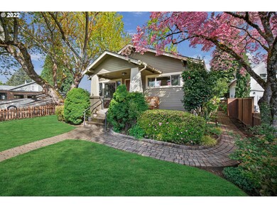 1608 6th Ave, West Linn, OR 97068 - photo 3