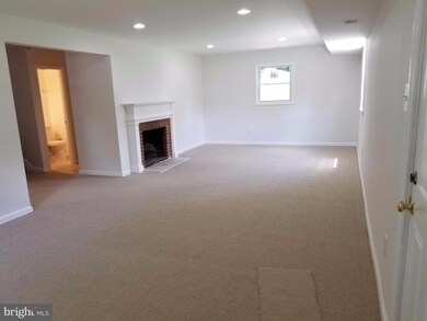 8908 Horton Rd, Laurel, MD 20708 - photo 5