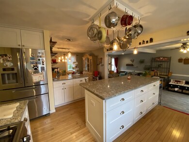 15 Pemigewasset Cir, Derry, NH 03038 - photo 6