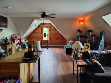 113 School St unit 3, Concord, NH 03301 - photo 3