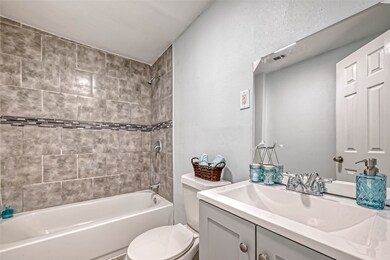 2526 Vaughn St, Houston, TX 77093 - photo 6