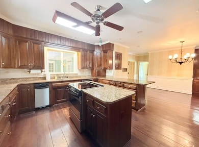 302 26th St W, Tifton, GA 31794 - photo 4