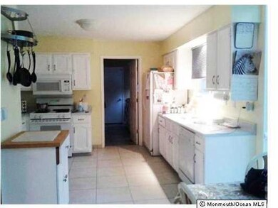 24 Victorian Dr, Old Bridge, NJ 08857 - photo 3